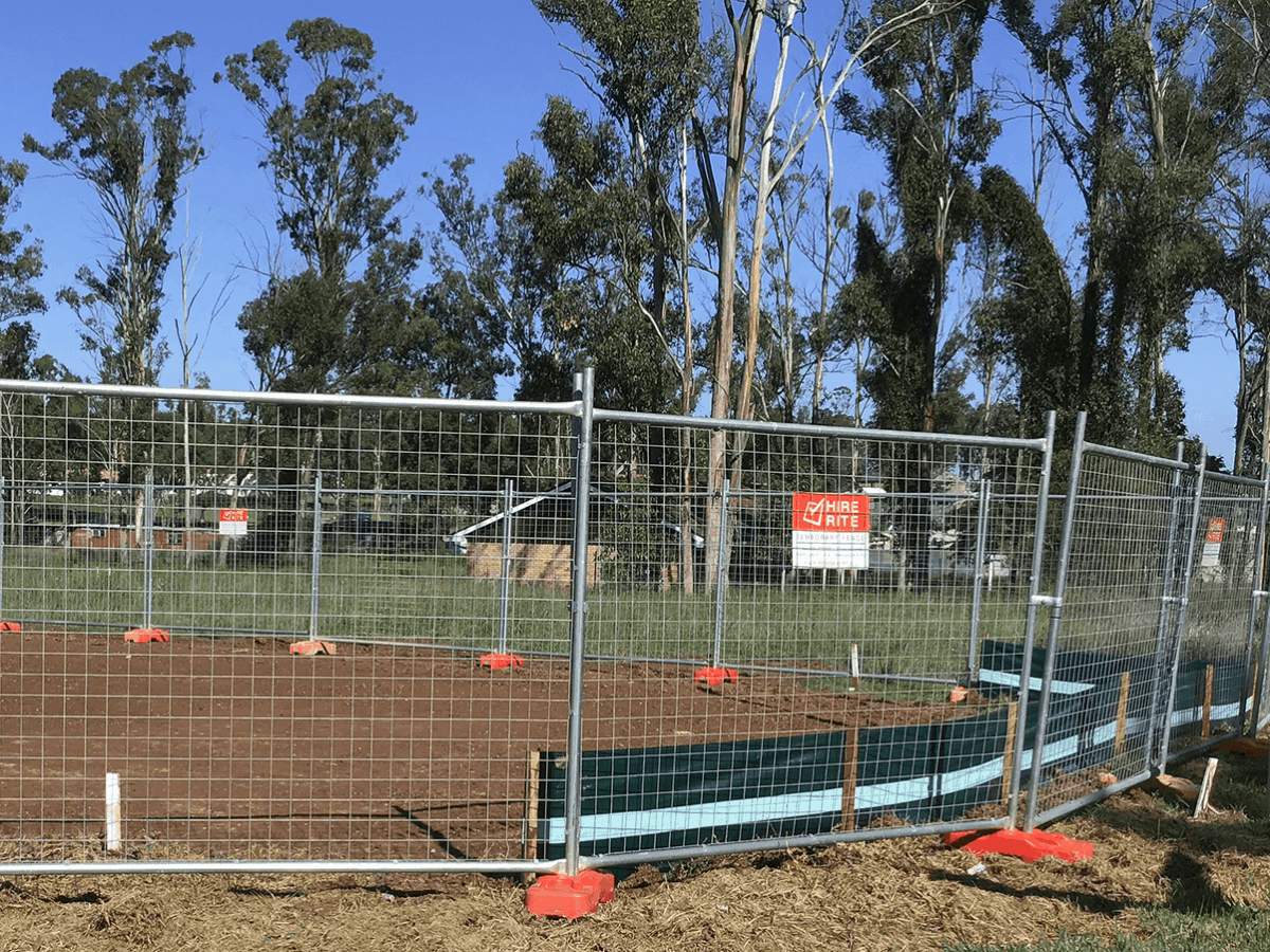 silt fence & toilet hire